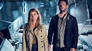 13 дней вдали от солнца (2017)