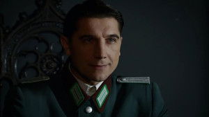 По лезвию бритвы (2013)