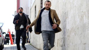 Будь счастлива, этого достаточно (2015)