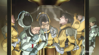 Мобильный воин Гандам: Удар молнии (2015)