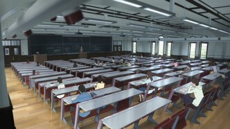 Волчьи дети Амэ и Юки (2012)