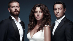 Вспомни, Гёнюль (2015)