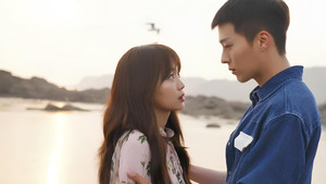 Подойди и обними меня (2018)